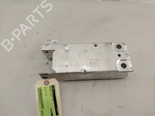 Used Front bumper reinforcement Front bumper reinforcement 36883808 36883808