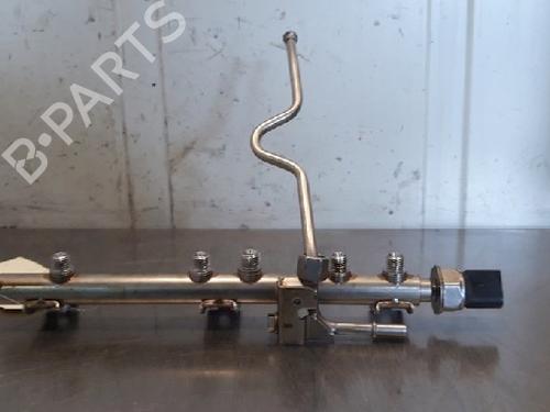 Used Injection rail Injection rail BMW 3 Coupe (E92) 320 i (170 hp) 12014310 12014310