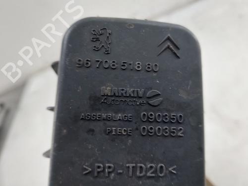 Air filter box PEUGEOT 208 I (CA_, CC_) 1.2 VTI 82 | BP32443663M87