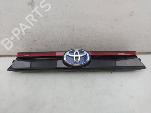 Used Rear center light Rear center light TOYOTA YARIS CROSS (MXP_) 1.5 Hybrid (MXPJ10) (116 hp) 39975027 39975027