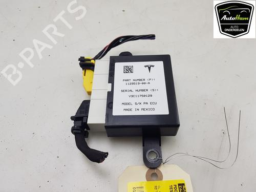 Elektronisk modul TESLA MODEL X (5YJX) 75D AWD (525 hp) 16531453