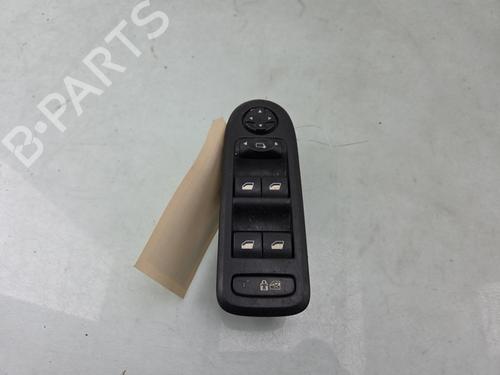 Used Switch PEUGEOT 308 I (4A_, 4C_) 1.6 16V (120 hp) 31128379