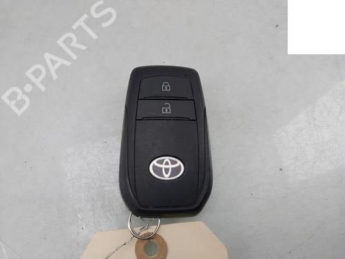 Used Electronic module TOYOTA YARIS CROSS (MXP_) 1.5 Hybrid (MXPJ10) (116 hp) 31092859