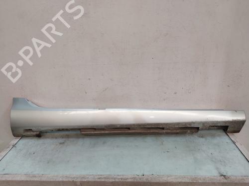Used Right sideskirt Right sideskirt VOLVO V40 Hatchback (525) T2 GTDi (120 hp) 34124207 34124207