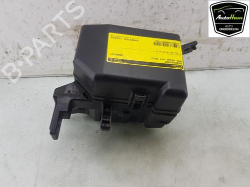 Used Fuse box OPEL AGILA (B) (H08) 1.0 (F68) (68 hp) 18306169