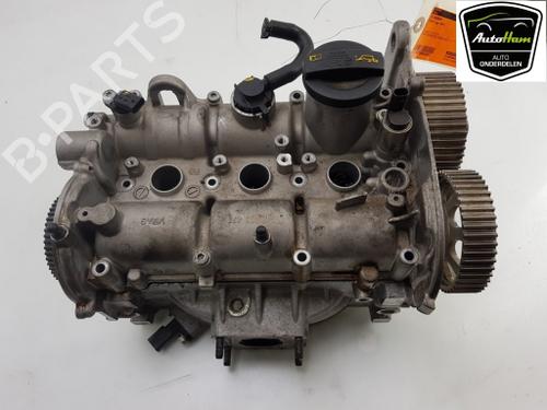 Used Cylinder head Cylinder head VW UP! (121, 122, BL1, BL2, BL3, 123) 1.0 (60 hp) 12052043 12052043