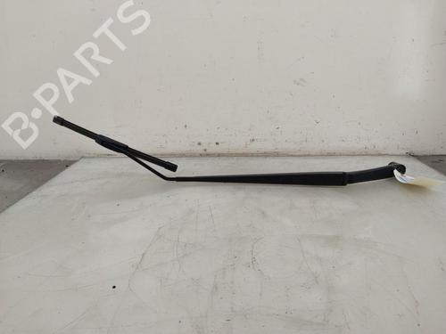 Used Front windshield wiper arm NISSAN MICRA V (K14) 1.0 (71 hp) 29160515