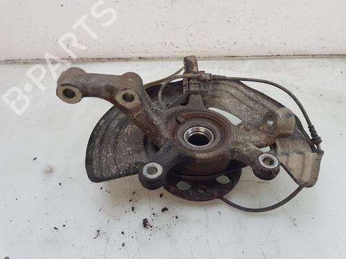 Used Right front steering knuckle MERCEDES-BENZ A-CLASS (W176) A 180 (176.042) (122 hp) 24227482