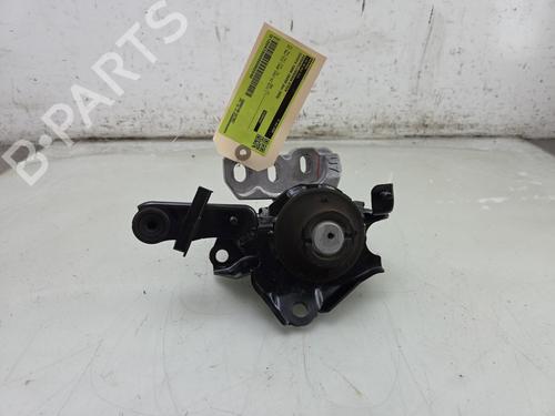 gearbox-mount-toyota-yaris-cross-mxp_-2020-35801826 main image