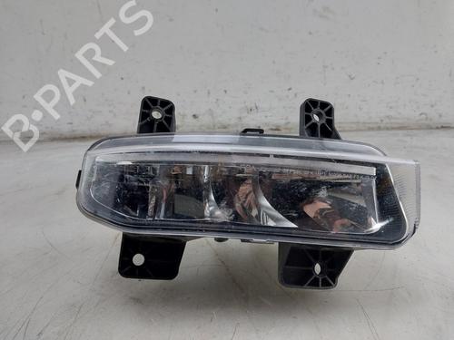 Used Right front fog light Right front fog light 31922686 31922686
