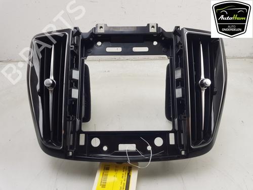 Used Air vent VOLVO XC60 II (246) T6 Plug-In Hybrid AWD (349 hp) 25884046