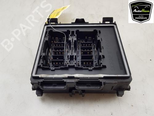 Used Fuse box FORD FOCUS IV Turnier (HP) 1.0 EcoBoost (125 hp) 19802451