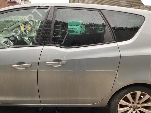 Dør venstre bagtil OPEL MERIVA B MPV (S10) 1.4 (75) (120 hp) 27542310