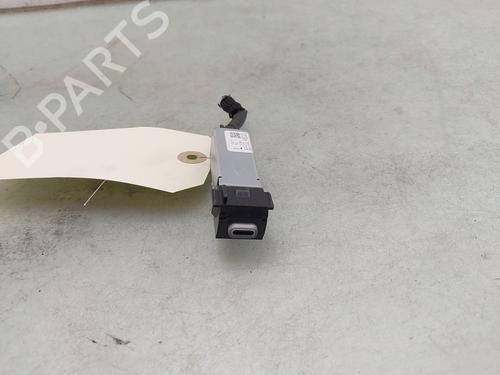 Used Electronic module Electronic module TOYOTA YARIS (_P21_, _PA1_, _PH1_) 1.5 Hybrid (MXPH10, MXPH11) (116 hp) 39711134 39711134