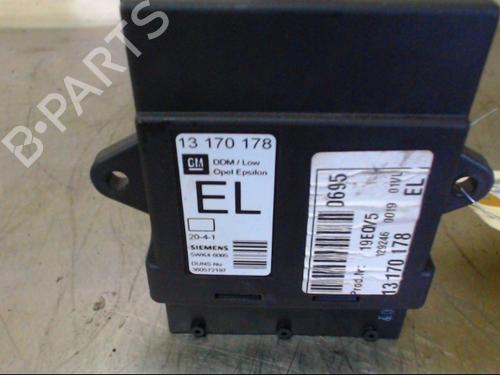 Used Electronic sensor Electronic sensor OPEL SIGNUM Hatchback (Z03) 2.2 direct (F48) (155 hp) 13141163 13141163