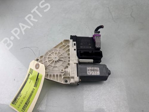 Used Electronic module VW GOLF V (1K1) 2.0 FSI (150 hp) 30351797