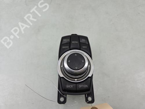 Used Electronic module BMW 5 Touring (F11) M 550 d xDrive (381 hp) 30743466