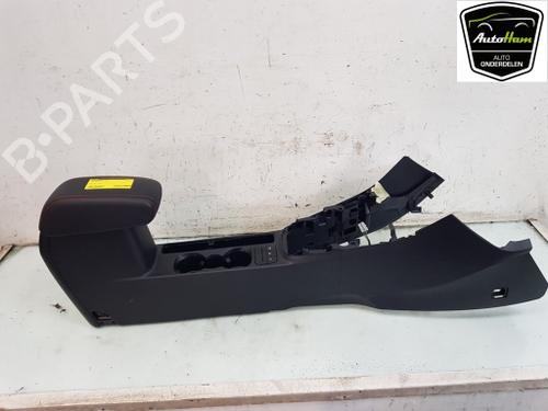 Used Armrest / Center console Armrest / Center console FORD PUMA (J2K, CF7) 1.0 EcoBoost (125 hp) 17121915 17121915