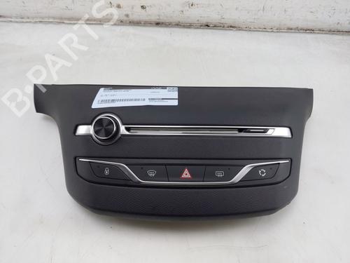 Kombi Kontakt / Stilkkontakt PEUGEOT 308 SW II (LC_, LJ_, LR_, LX_, L4_) 1.6 BlueHDi 120 (120 hp) 29744037