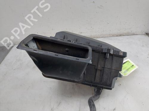 Used Air filter box VW GOLF VIII (CD1, DA1) 2.0 TDI (150 hp) 30184107