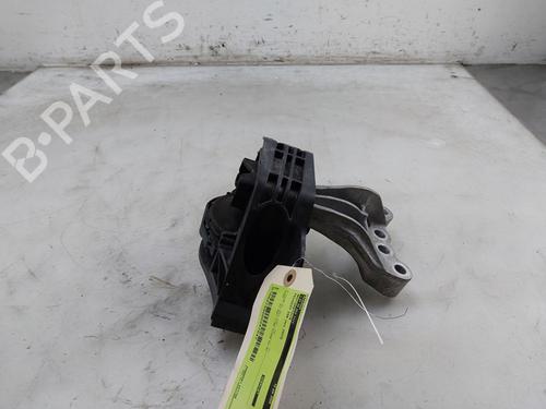 Soporte motor PEUGEOT 208 II (UB_, UP_, UW_, UJ_) 1.2 PureTech 75 (75 hp) 31801499