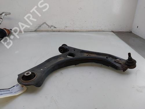 Used Right front suspension arm VW POLO VI (AW1, BZ1, AE1) 1.0 TSI (95 hp) 29609587