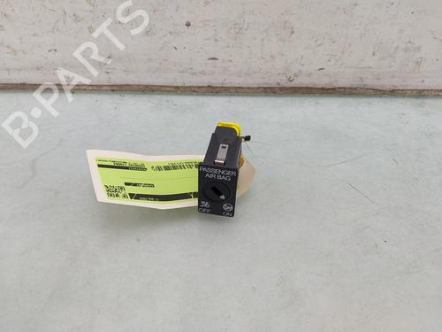 Kombi Kontakt / Stilkkontakt Kombi Kontakt / Stilkkontakt 38435182 38435182