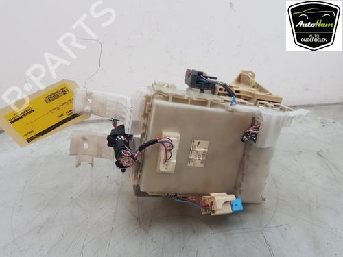 Fuse box TOYOTA YARIS (_P9_) 1.0 VVT-i (KSP90_, KSP90R) | BP20926009E1 