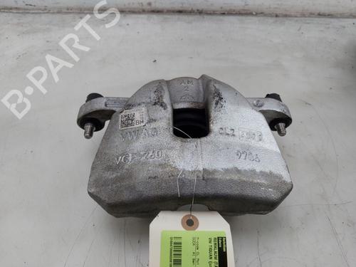 Used Right front brake caliper VW TIGUAN (CT1) 1.5 TSI eHybrid (272 hp) 30102958