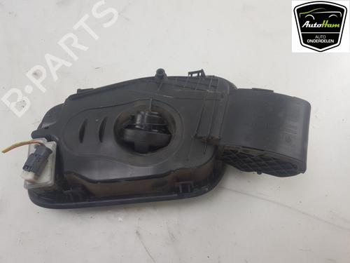 Fuel flap PEUGEOT 308 III (FB_, FH_, FP_, F3_, FM_) Hybrid 225 (F3DGYT, F3DGNH) | BP15787572C131 