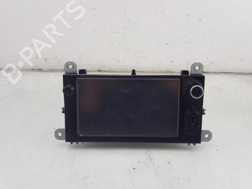 Used Radio Radio RENAULT CLIO IV Grandtour (KH_) 1.2 TCe 120 (KHAU) (118 hp) 33656243 33656243