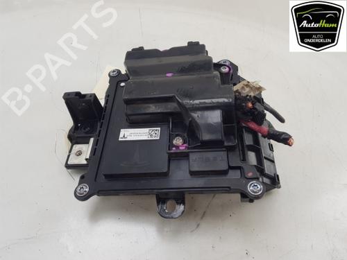 fuse-box-tesla-model-s-5yjs-75d-awd-111237900g-111237980e-2012-19497264 main image
