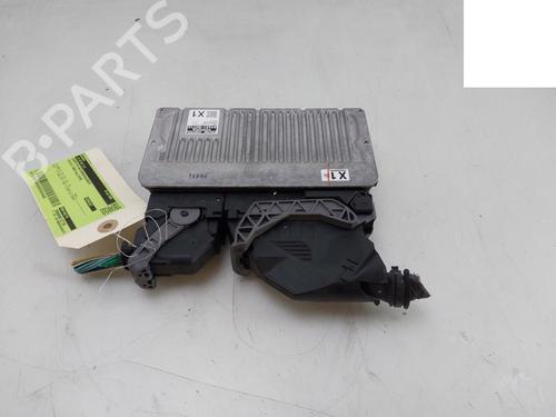 Used Engine control unit (ECU) Engine control unit (ECU) TOYOTA YARIS (_P13_) 1.5 Hybrid (NHP130_) (101 hp) 33617838 33617838