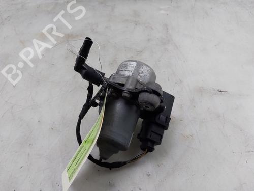 Used Vacuum pump SKODA OCTAVIA III Combi (5E5, 5E6) 1.0 TSI (115 hp) 30743515