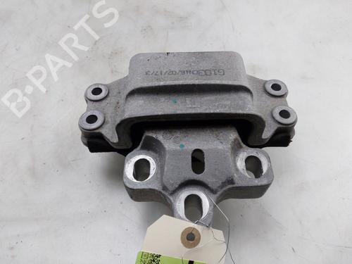 Used Gearbox mount AUDI Q3 (8UB, 8UG) 2.0 TFSI quattro (180 hp) 30633955