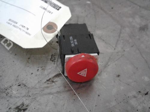Used Warning switch SEAT LEON (1P1) 1.9 TDI (105 hp) 13140372