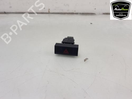 Used Warning switch Warning switch SEAT LEON (5F1) 1.6 TDI (110 hp) 13633681 13633681