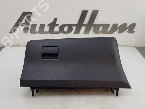 Used Glove box TOYOTA YARIS (_P13_) 1.3 (NSP130_, NSP130) (99 hp) 12011186