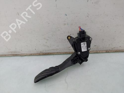 Used Pedal Pedal NISSAN MICRA V (K14) 0.9 IG-T (90 hp) 35897456 35897456