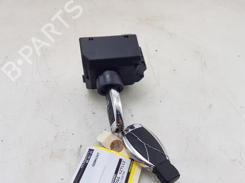 switch-mercedes-benz-a-class-w176-2012-2013-2014-2015-2016-2017-2018-24227573 main image