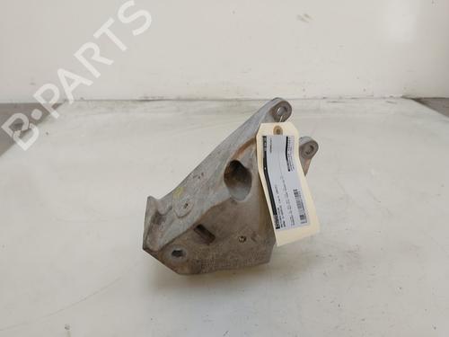 Used Engine mount BMW 3 Touring (G21, G81) 330 e Plug-in-Hybrid (292 hp) 25845666