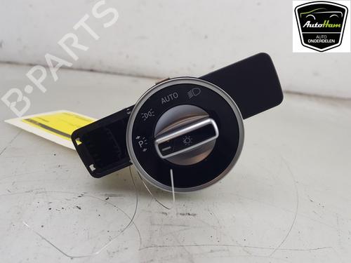 Used Headlight switch MERCEDES-BENZ CLA Coupe (C117) CLA 180 (117.342) (122 hp) 21172048