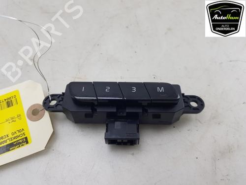 switch-volvo-xc90-ii-256-d5-awd-31376461-2014-16205381 main image