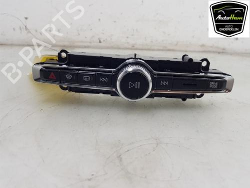 Used Switch Switch VOLVO XC40 (536) T4 Plug-in Hybrid (211 hp) 17742581 17742581