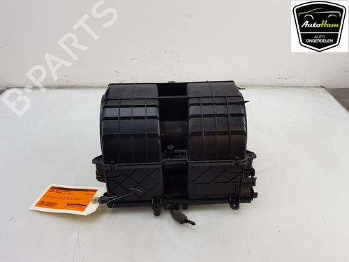Used Heater blower motor RENAULT MEGANE III Grandtour (KZ0/1) 1.5 dCi (KZ09, KZ0D, KZ1G, KZ29, KZ14, KZ1W, KZ10, KZ1F,... (110 hp) 12041250