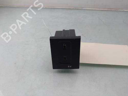 electronic-module-mercedes-benz-cla-c118-2019-27271021 main image