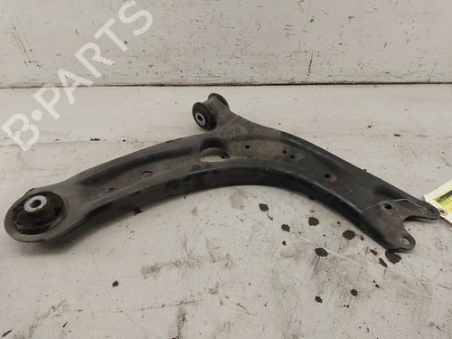 Used Right front suspension arm Right front suspension arm 39467439 39467439