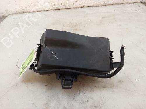 Used Fuse box Fuse box VW GOLF VIII (CD1, DA1) 1.5 TSI (150 hp) 33717875 33717875