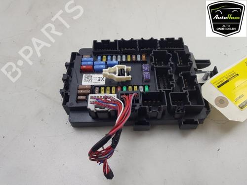 Used Fuse box Fuse box TESLA MODEL X (5YJX) 75D AWD (525 hp) 17358692 17358692