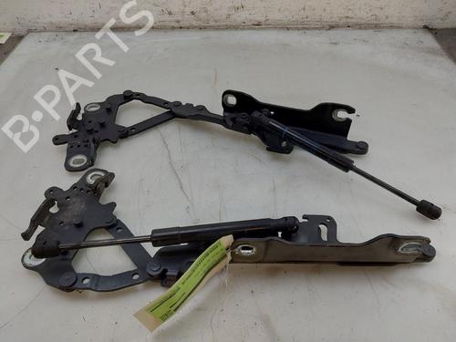 Used Hinge/Door check strap BMW 1 (F20) 118 i (170 hp) 32087408